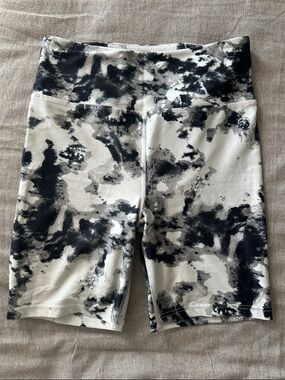 Balance Collection Black & White Tie-Dye High-Rise Bike Shorts
